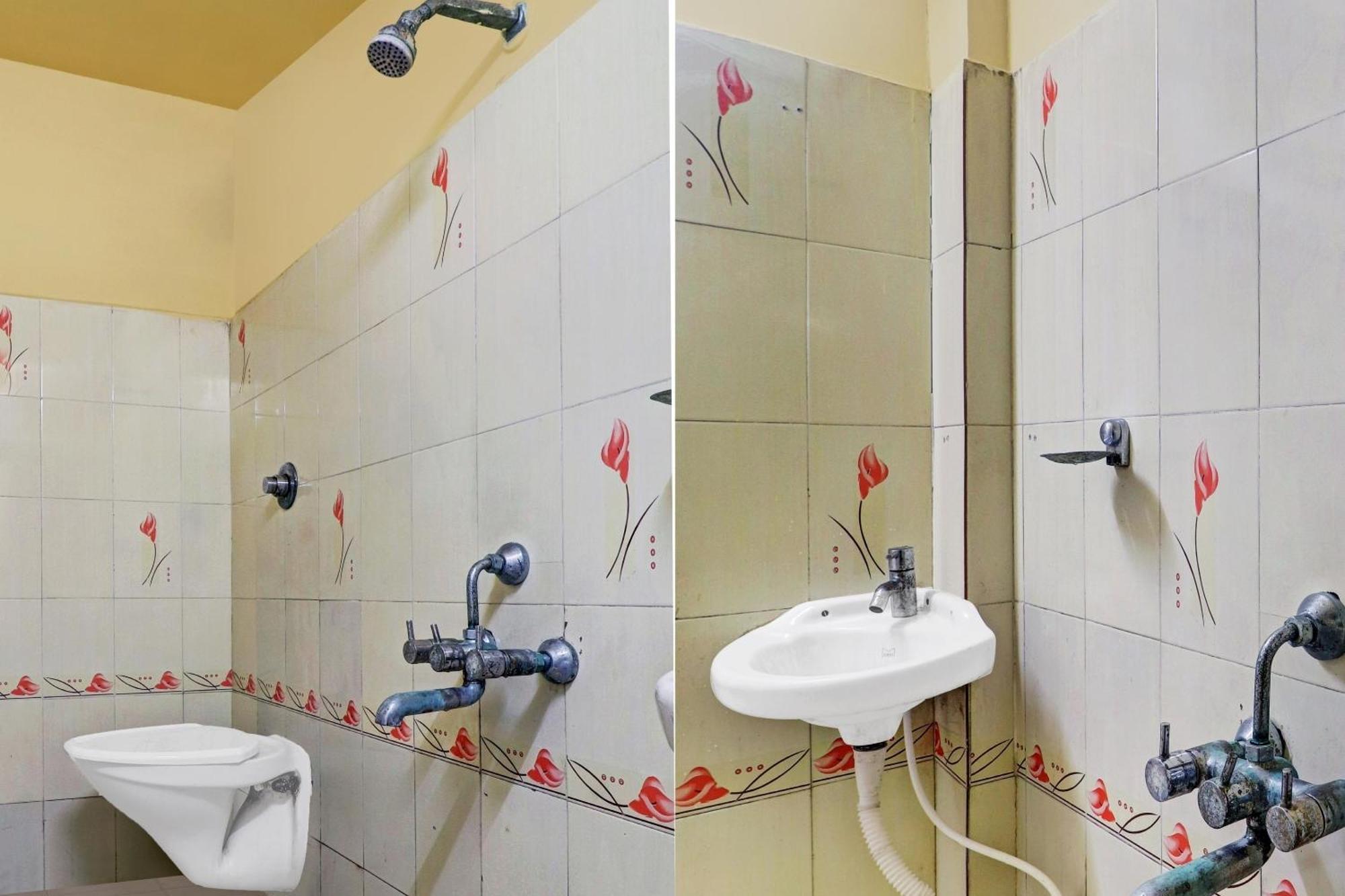Hotel O Ankitha Residency Hyderabad Esterno foto